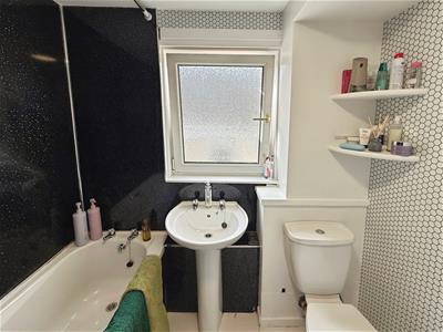 Picture 18